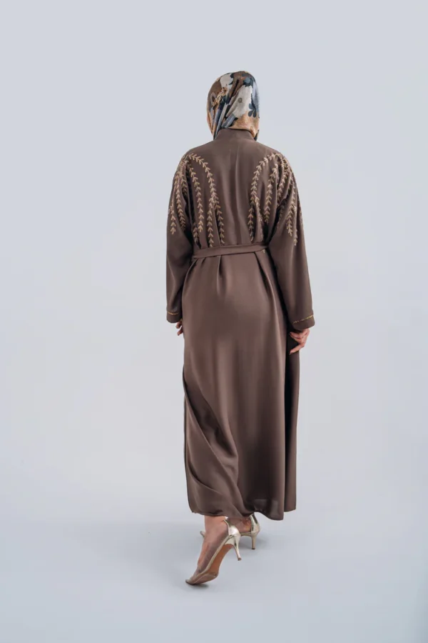 Embroidered abaya - Image 3